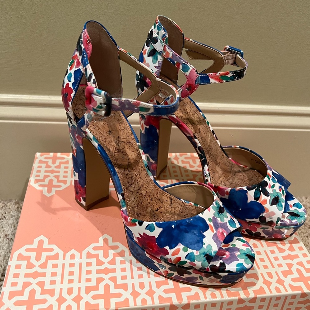 Gianni Bini “Game On” Heels